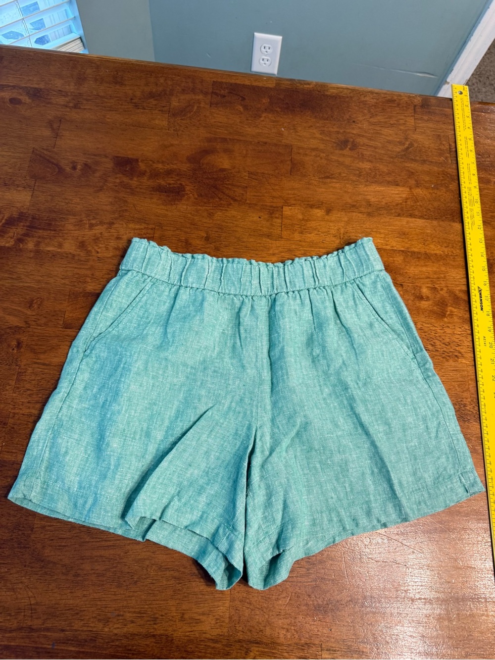 Talbots 100% Linen Pull On Shorts Womens Medium Aqua Teal Green Elastic Waist